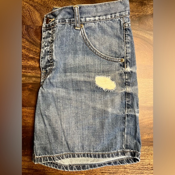 Victoria’s Secret “Boyfriend” shorts Women’s Size 8 - Picture 4 of 4